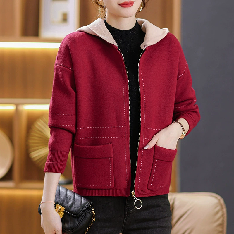 Среднего и пожилого возраста 2025 новая мода с капюшоном