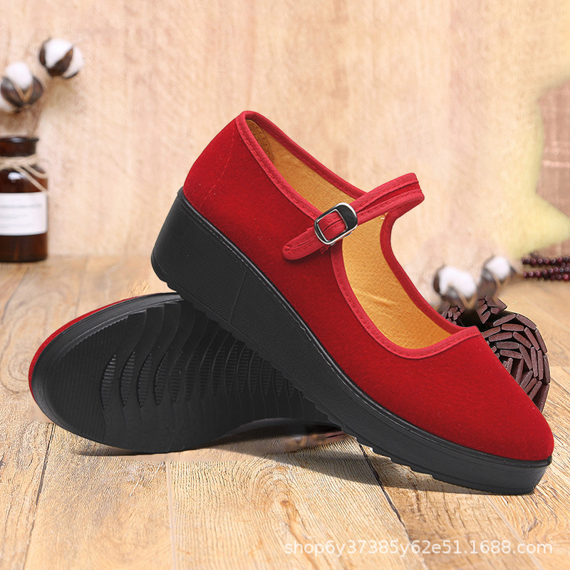 Old Beijing Craft Cloth Shoes Work Shoes Hotel Red Ceremonial Shoes Shopping Mall Supermarket Velvet Polyurethane Lightweight Thick Soles