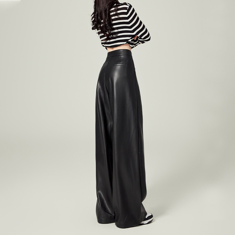 검은 가죽 바지 여성의 가을 2024 새로운 높은 허리 느슨한 스트레이트 슬리밍 PU 가죽 넓은 다리 바지