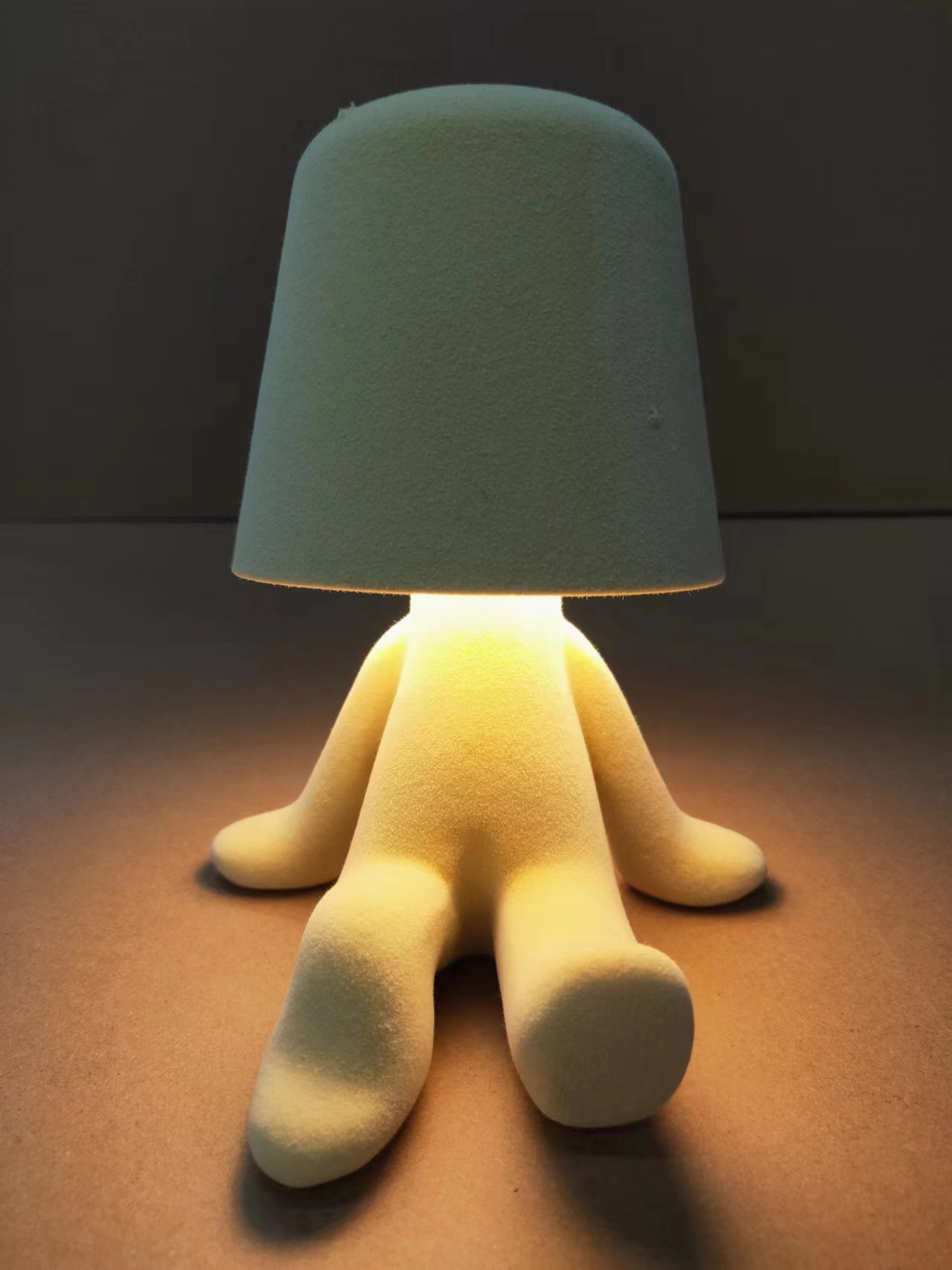 Lámpara de escritorio de resina con forma de flor de celebridad de Internet, luz de noche pequeña, decorativa, para dormitorio_voghion.com