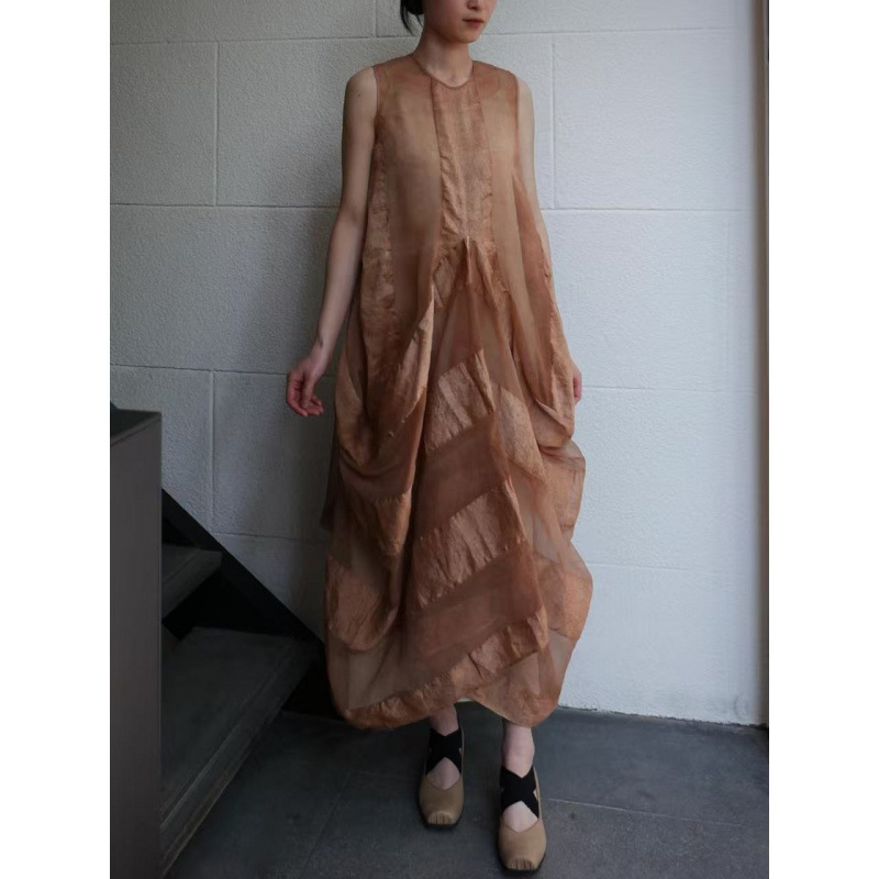 High-End Custom Silk+Linen Jacquard Hand-Dyed Plant-Based Designer Silk Irregular Dress with Floral Hem High-End Custom Silk+Linen Jacquard Hand-Dyed Plant-Based Designer Silk Irregular Dress with Floral Hem