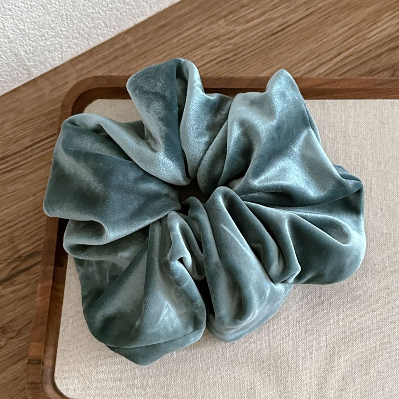 质感超棒！超大纯色品质丝绒大肠发圈气质高级感丸子头扎头发发饰|undefined