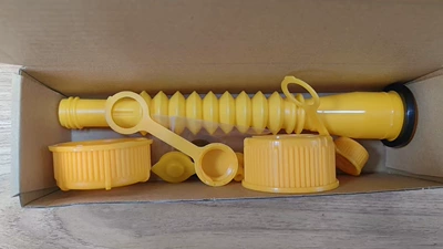 oil pot cap matching telescopic — Kempinq və səyahət - a-set-of-boxes-a-drill-bit