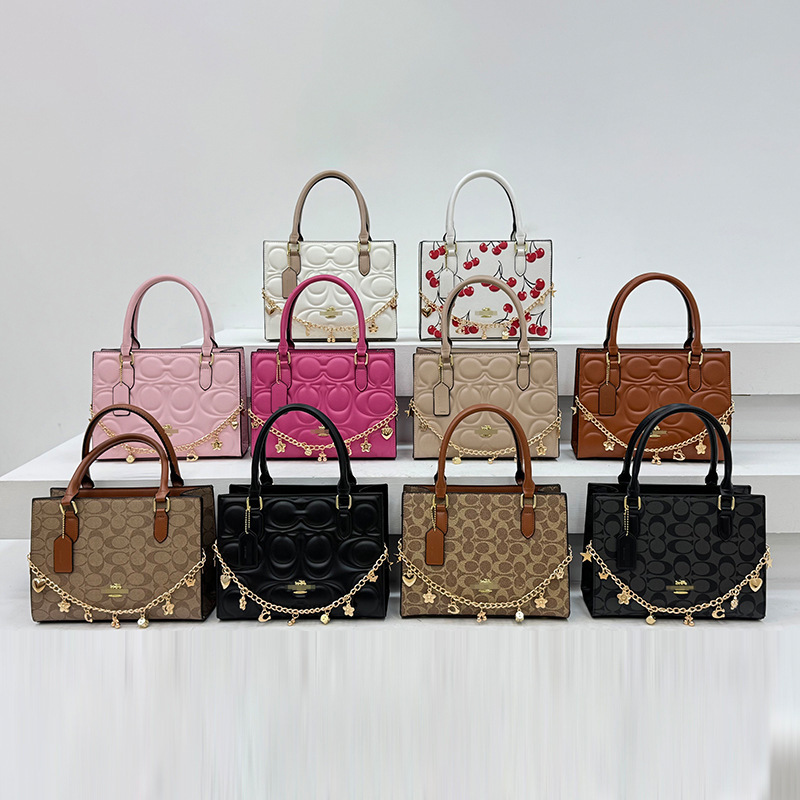 Cross-Border 2025 New Fashion Accessible Luxury Design Embossed European and American Fashion Large-Capacity Tote Bag Ins Crossbody Bag Bag Cross-Border 2025 New Fashion Accessible Luxury Design Embossed European and American Fashion Large-Capacity Tote Bag Ins Crossbody Bag Bag
