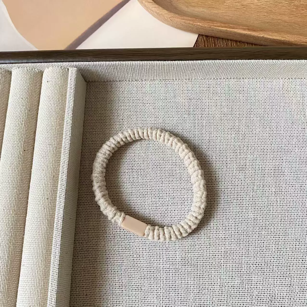 Hair rope, base elastic ponytail, simple and elegant design