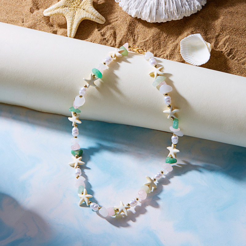 Exquisite Bohemian Natural Stone Gravel Choker Necklace Versatile Elegant Holiday Style Beaded Women's Clavicle Chain Exquisite Bohemian Natural Stone Gravel Choker Necklace Versatile Elegant Holiday Style Beaded Women's Clavicle Chain