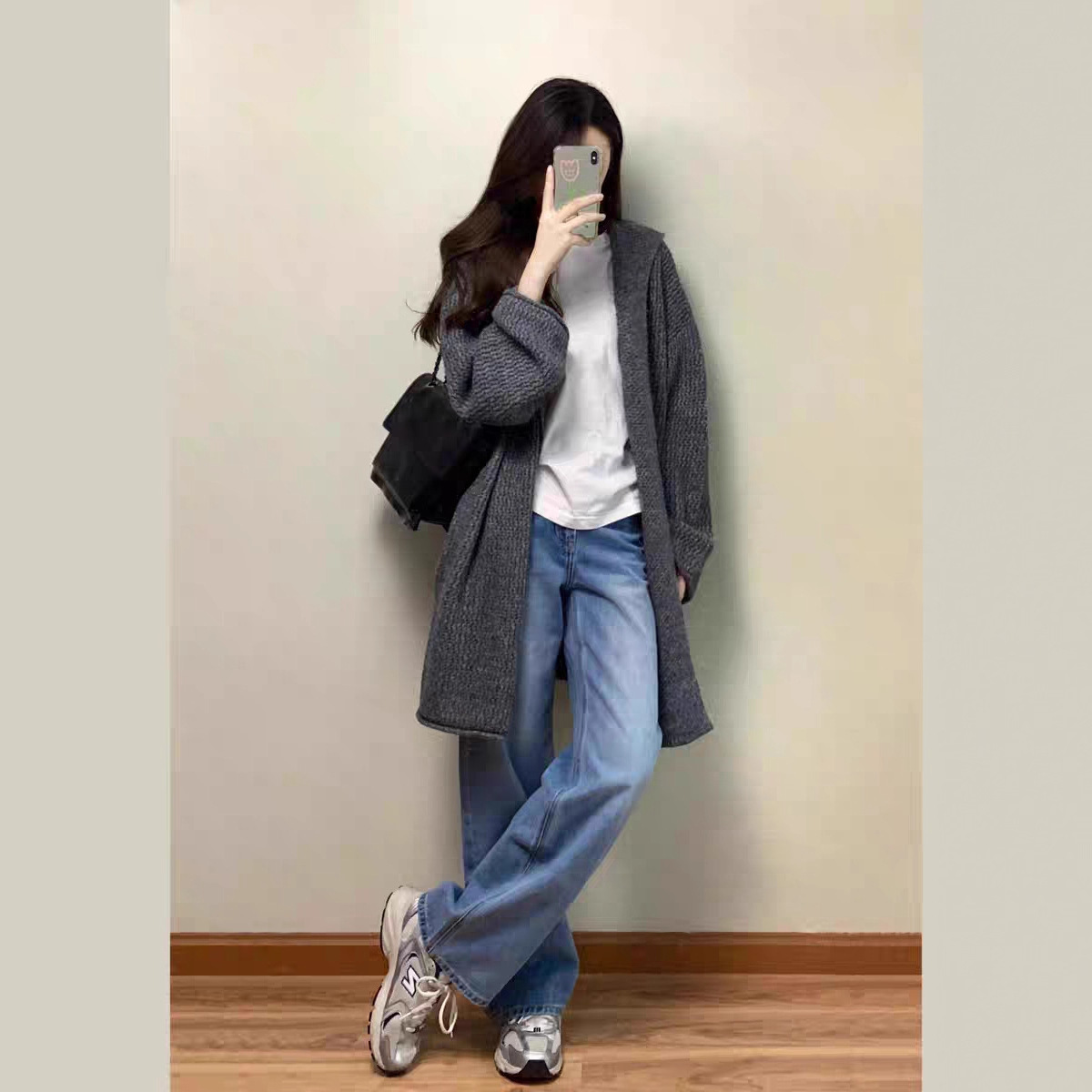 2025 otoño y invierno nuevo estilo coreano de mujer gris suéter con capuz chaqueta larga suelta cardigan de punto perezoso