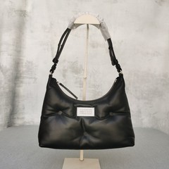 MargieraスタイルHoboハンドバッグマギラMM6片肩斜め掛けマギラ雲トランペット脇下バッグ