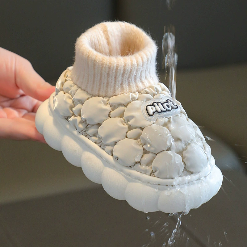 Зимние Детские хлопковые тапочки для мальчиков и девочек, домашние непромокаемые теплые Нескользящие большие детские мягкие хлопковые тапочки маленького и среднего размера на флисовой подкладке