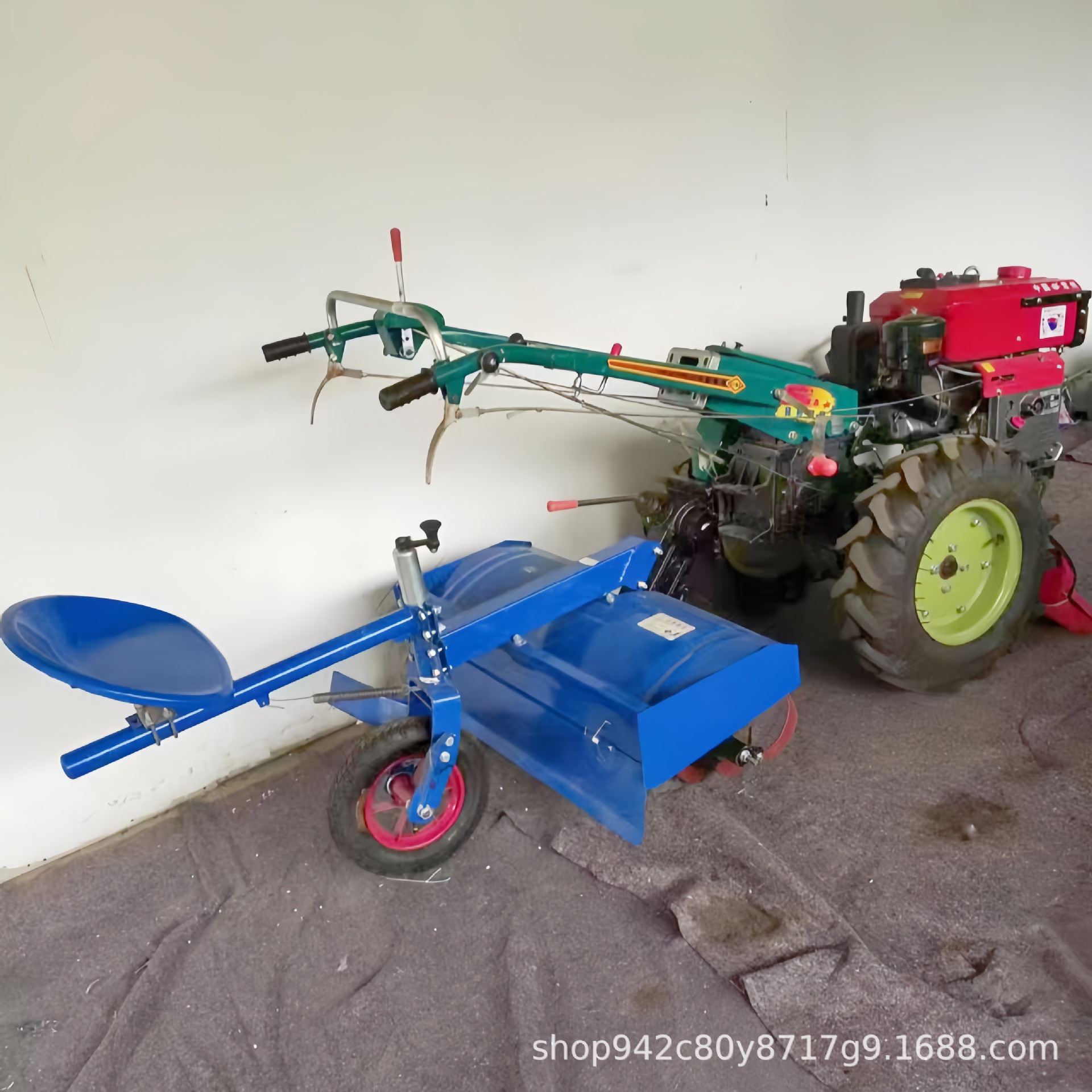 大棚果园开沟手扶拖拉机12马力电启动开荒旋耕犁地机硬山地耕地机