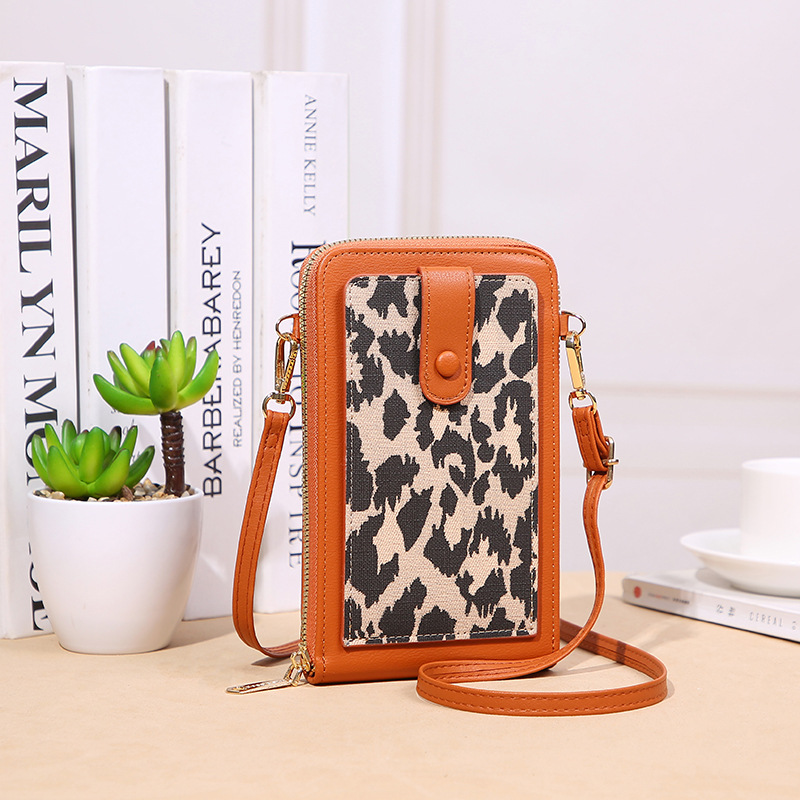 Estampado de leopardo café