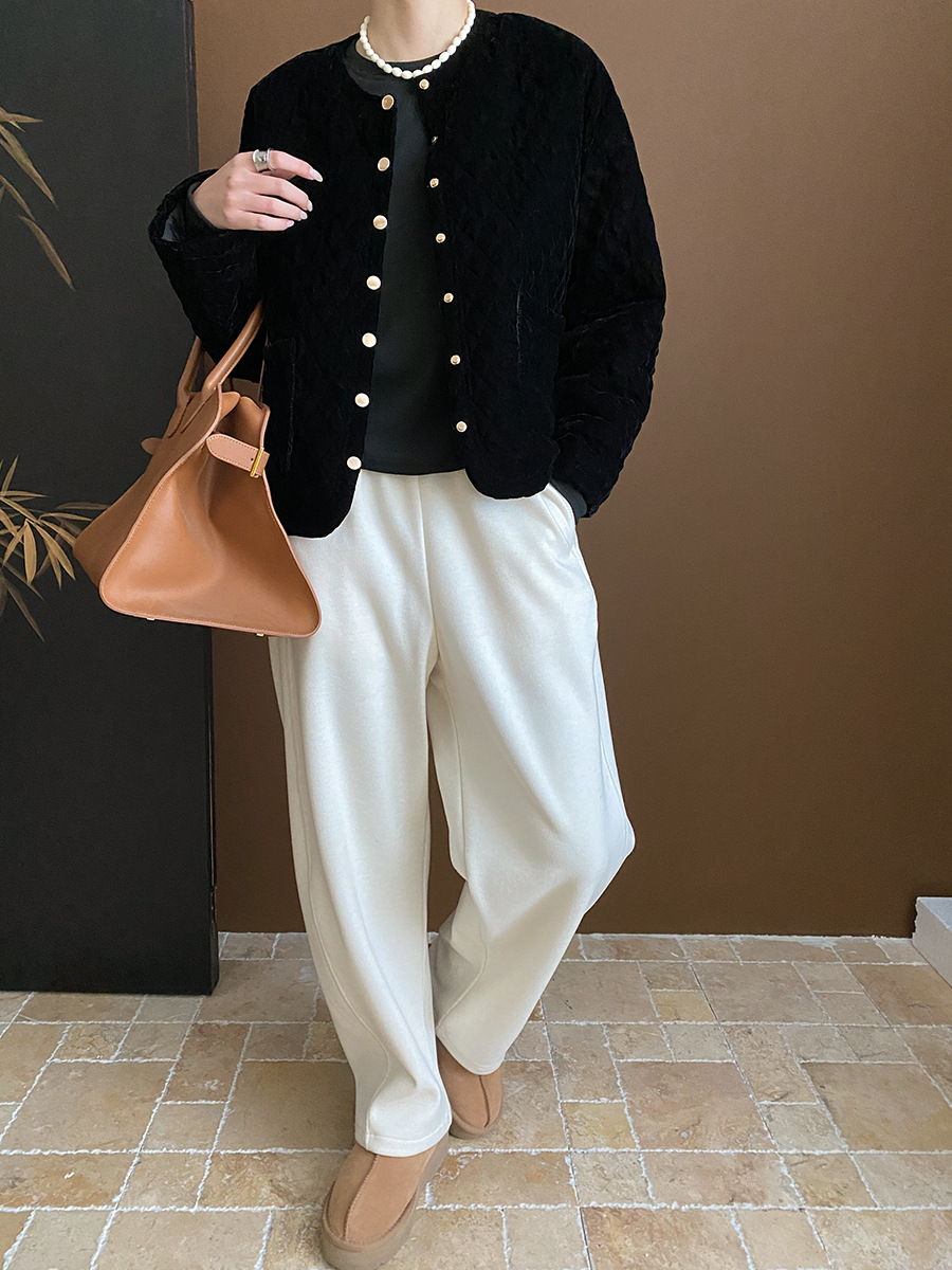 司南新中国式流行金ボタンゆるい小香風キルティング菱格黒ベルベット綿服コートSN5014