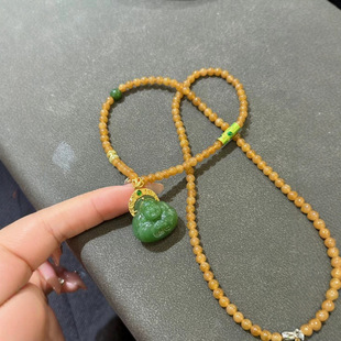 Jin Yutang Xinjiang Hetian Jade New Maillard Color 4mm Qiemo Sugar Jade Hanging Chain with Gold and Jade Buddha