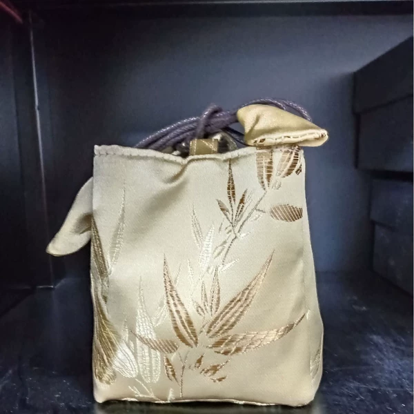 Brocade storage bag A2