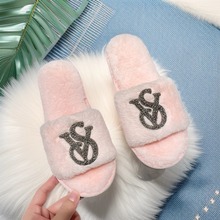 毛毛拖鞋新款小香风钻款家居鞋室内毛绒拖鞋VS字母情侣鞋防滑棉鞋