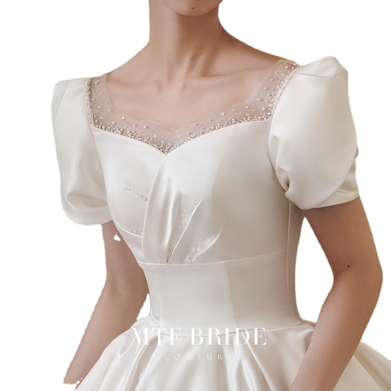 Vestido de novia de satén de manga corta estilo Mantingfang, modelo nuevo 2026, elegante, retro, sencillo, con cola larga.