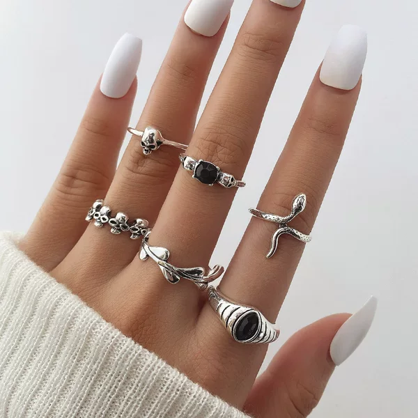 Europe and the United States cross-border skull snake geometric cross fashion retro old personality temperament high sense ring suit