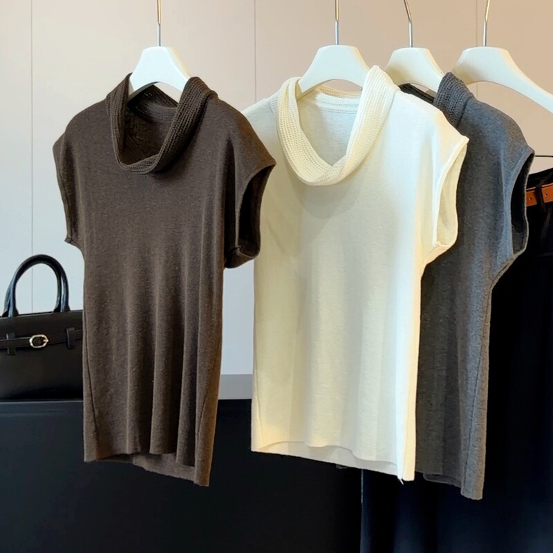 Early autumn new style elegant ruffled collar sleeveless knit top for women, slim-fit and figure-flattering with wrap sleeves Early autumn new style elegant ruffled collar sleeveless knit top for women, slim-fit and figure-flattering with wrap sleeves