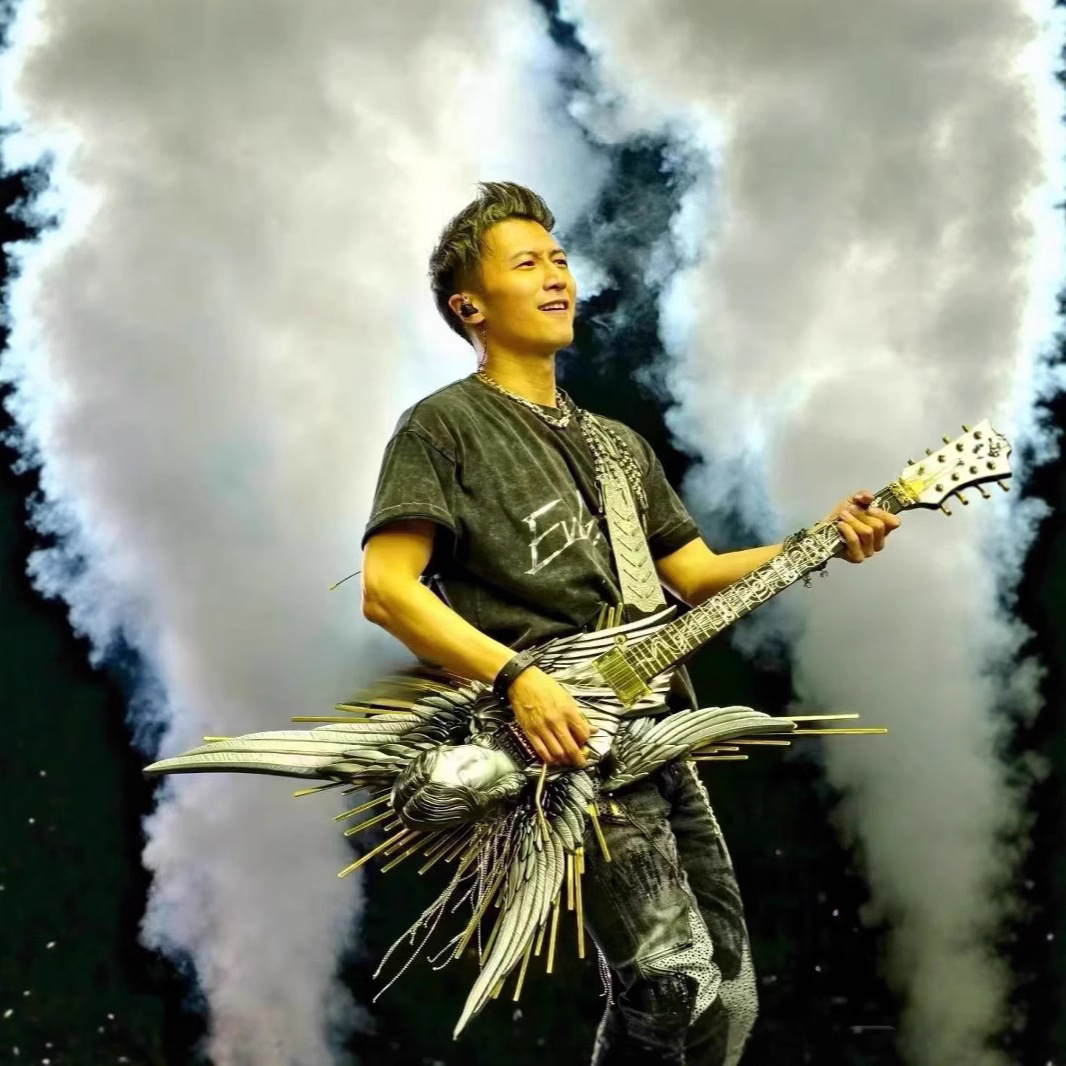 Estrellas pesadas y desgastadas camisetas de mangas cortas de impresión reflectante masculina marca de moda de tamaño grande retro lavado con agua hacer camisetas viejas