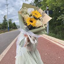 �Y�л���͸ɻ�����õ�����������˹����տ����滨��Ů����ĸ�H��