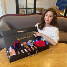 圣诞520情人节送女友创意化妆品套装礼盒投影生日礼物新款手提箱
