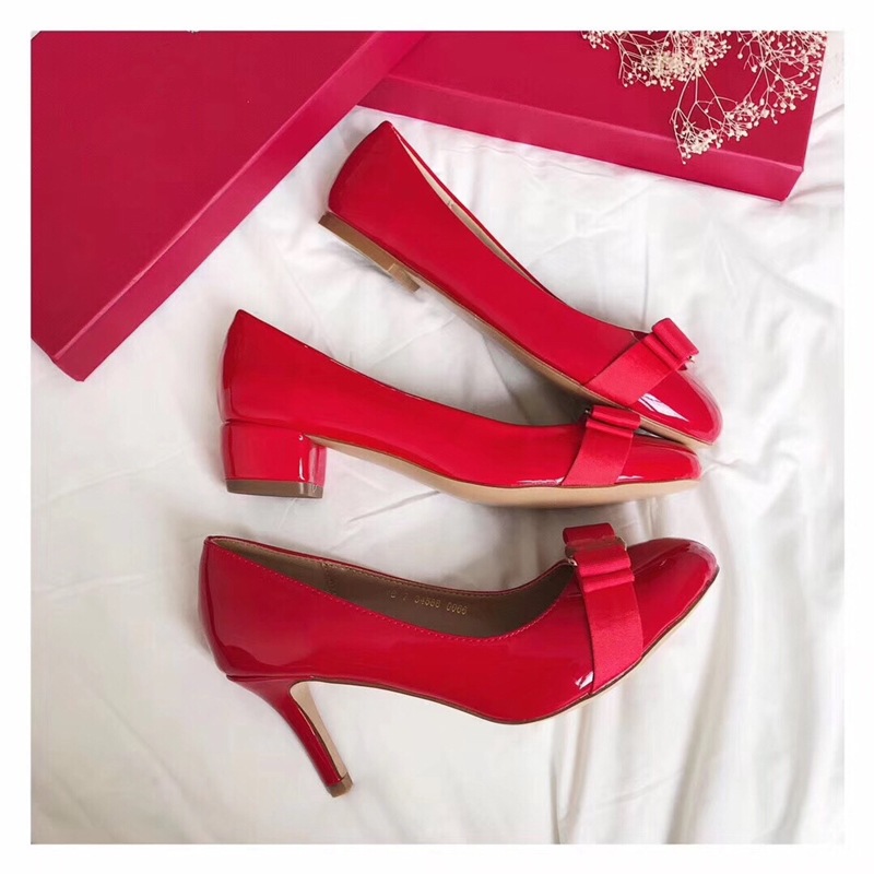 빨간색 평면 바닥