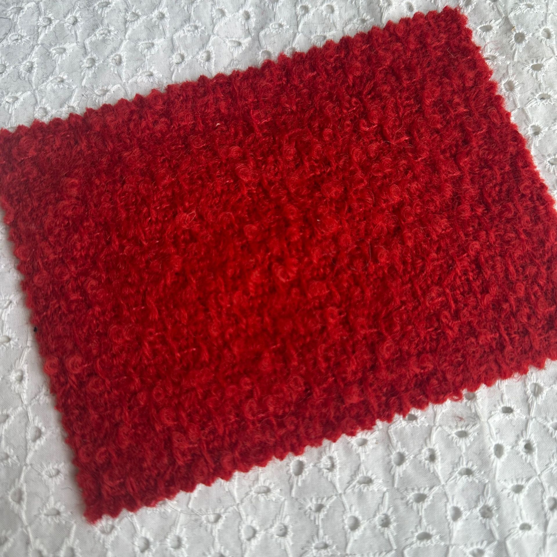 95毛色织提花小香风圈圈呢时装套装圣诞节服装车厘子红600G毛呢