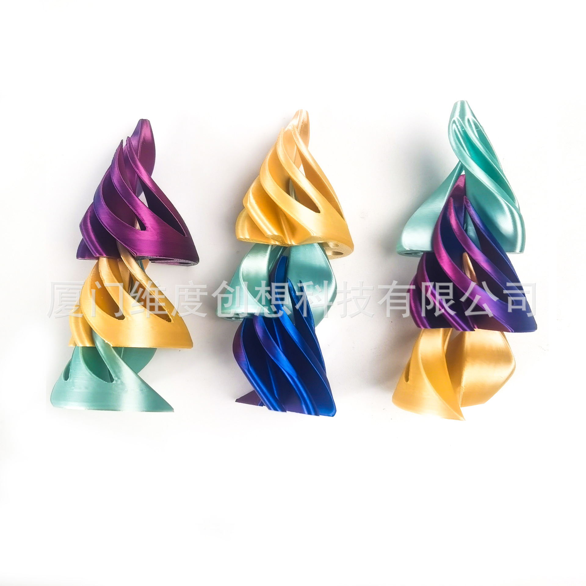 Explosión transfronteriza impresa en 3D juguetes descomprimidos espiral cono 3 en 1 empujar la pirámide a través del mismo tipo