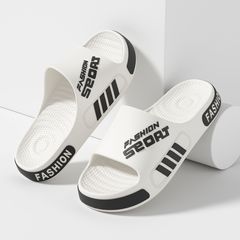 スリッパを履いている男性は、耐磨耗性があり、糞を踏んでいる感じがします。