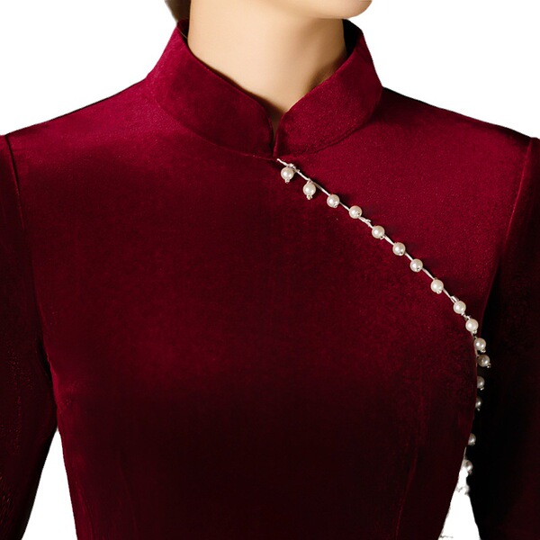 Burgundy velvet elegant fitted cheongsam