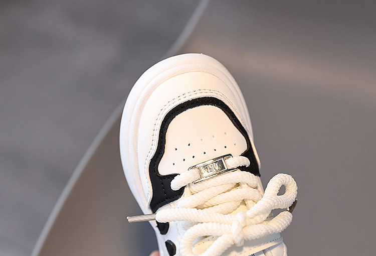 Barnens vita portvinsiga vår- och höstskor, ofta oledade, klockor, anti-läpp-löpskor i läder för pojkar och pojkar._voghion.com