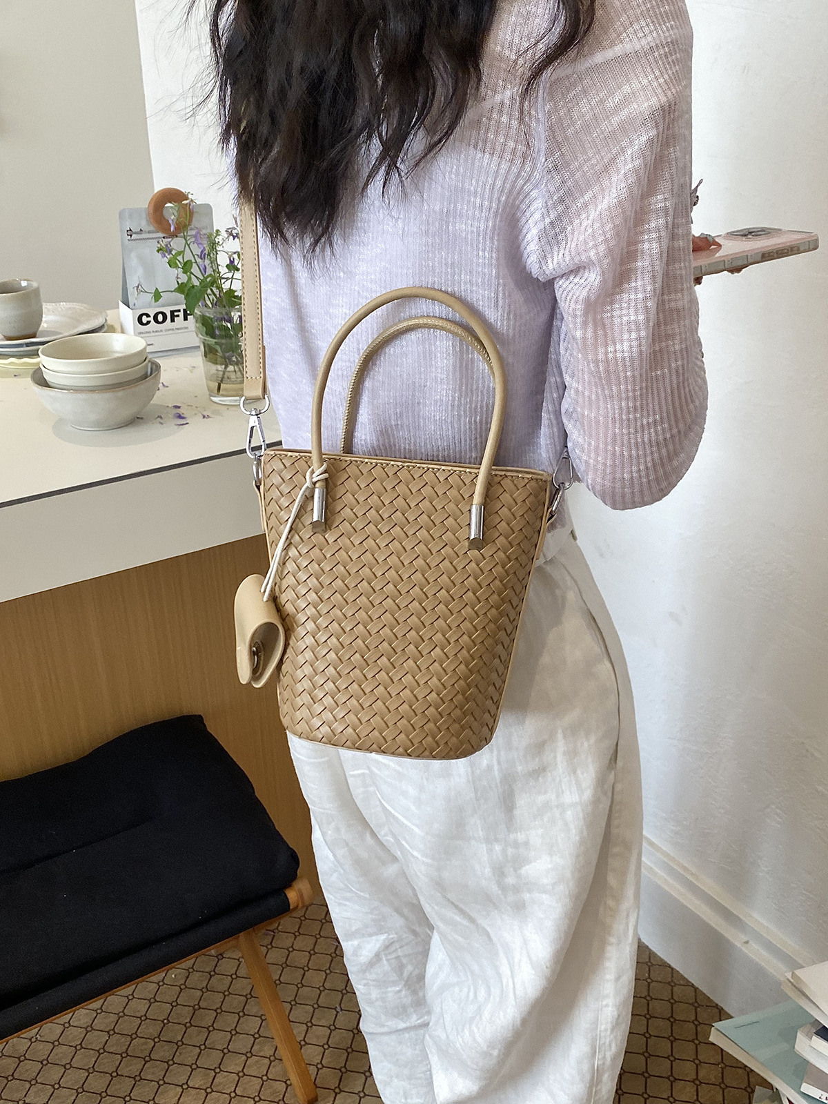 Cestas de verduras tejidas bolsas de cubo de mano para mujeres 2026 nueva textura de lujo ligera versátil mochila de hombro image 3