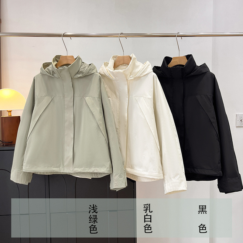 Windproof Stand-Up Collar Hooded Jacket for Women, Spring and Autumn Outdoor Camping Softshell Functional Jacket, Loose-Fitting Windbreaker Top, High Quality