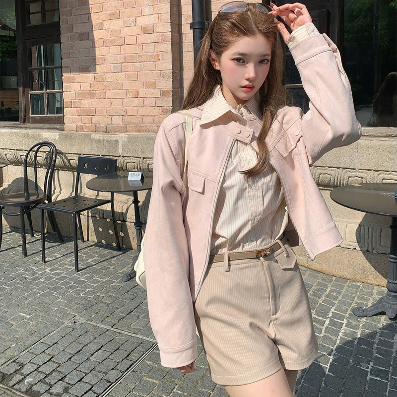 Retro Round Neck Suede Jacket for Women 2026 Autum New Korean Style Loose Casual Short Pink Top for Women Retro Round Neck Suede Jacket for Women 2026 Autum New Korean Style Loose Casual Short Pink Top for Women