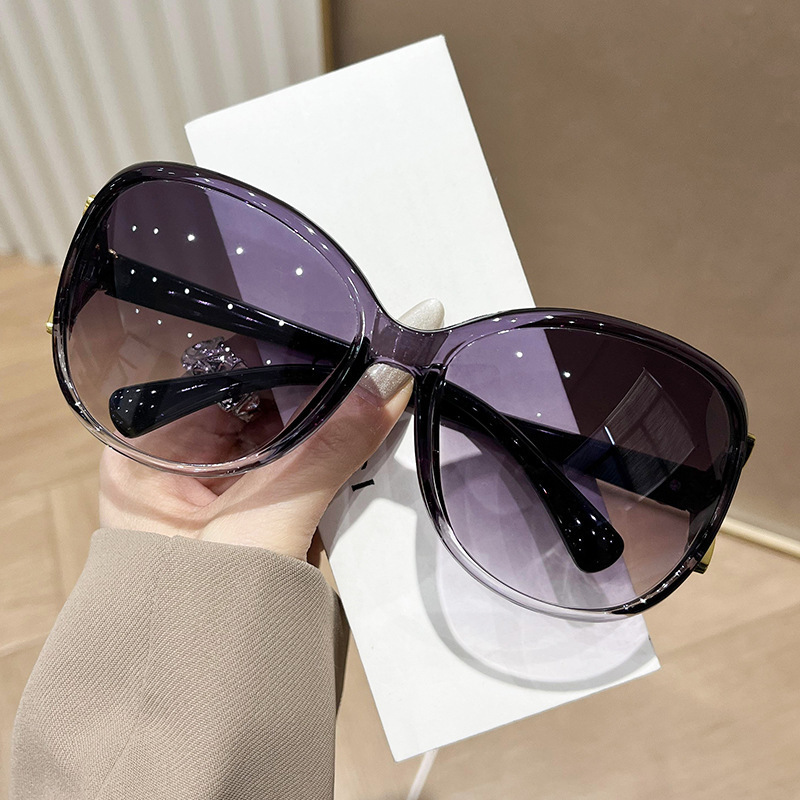 2025 European and American Fashion Large Frame Sunglasses Outdoor Anti-Uv Sunglasses for Men and Women Traveling and Cycling Sunglasses 2025 European and American Fashion Large Frame Sunglasses Outdoor Anti-Uv Sunglasses for Men and Women Traveling and Cycling Sunglasses