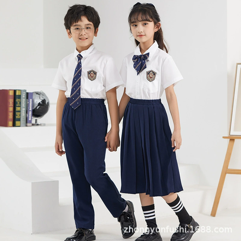 Школьная форма для хорового исполнения для учащихся начальной и средней школы