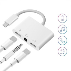 アップルが3.5mイヤホンを回す三つ組とものリグニング配線を適用する3.5m聴歌PD充電変換ヘッド