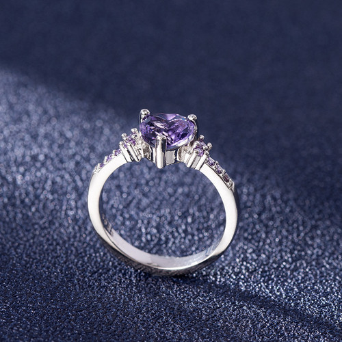 Amazon best selling diamond zircon heart-shaped amethyst ring for women European and American style fashion purple diamond zircon ring jewelry