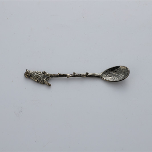 Vintage Style Hammered Bird Design Coffee And Dessert Spoon_voghion.com