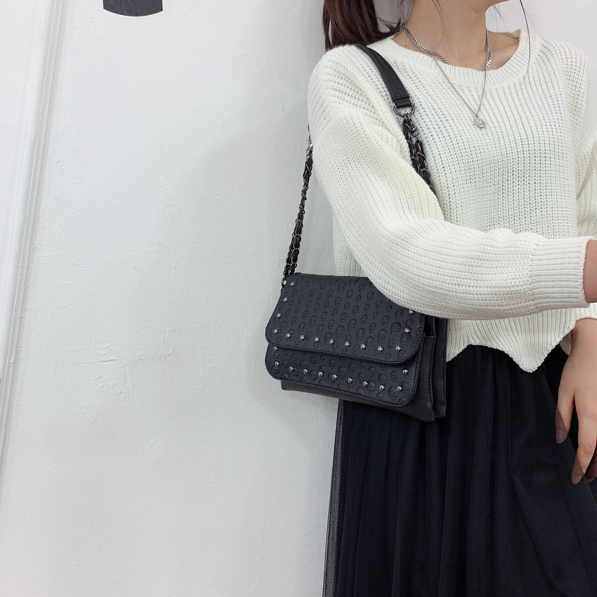 Women'S Gender Classic Style Style Women's Small Pu Leather Solid Color Classic Style Square Magnetic Buckle Crossbody Bag