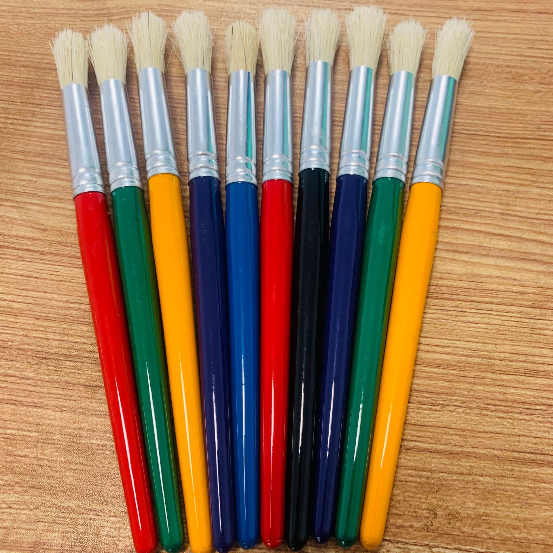 油画笔套装猪鬓毛画笔水彩笔美术上色彩绘画笔定制4支6支扁头套装-阿里巴巴