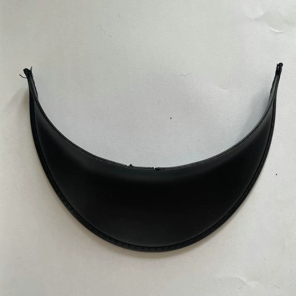 Фабрика оптом полиэтиленовый лист бейсболка кепка вдоль кончика кепки пластиковая кепка кепка