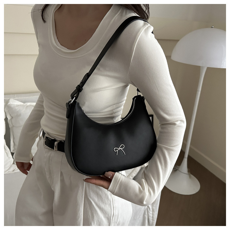 450g Weight Nylon Lining Material Zipper Closure Type Single Shoulder Strap Strap Type Shoulder Bag Bags Type Daily Occasion Pu Leather Material Solid Color, Bow Knot Pattern All Seasons Season Women's Gender Sewing Thread Design Streetwear Style Square Shape Large Size Women's Large Pu Leather Solid Color Bow Knot Streetwear Square Zipper Shoulder Bag 11