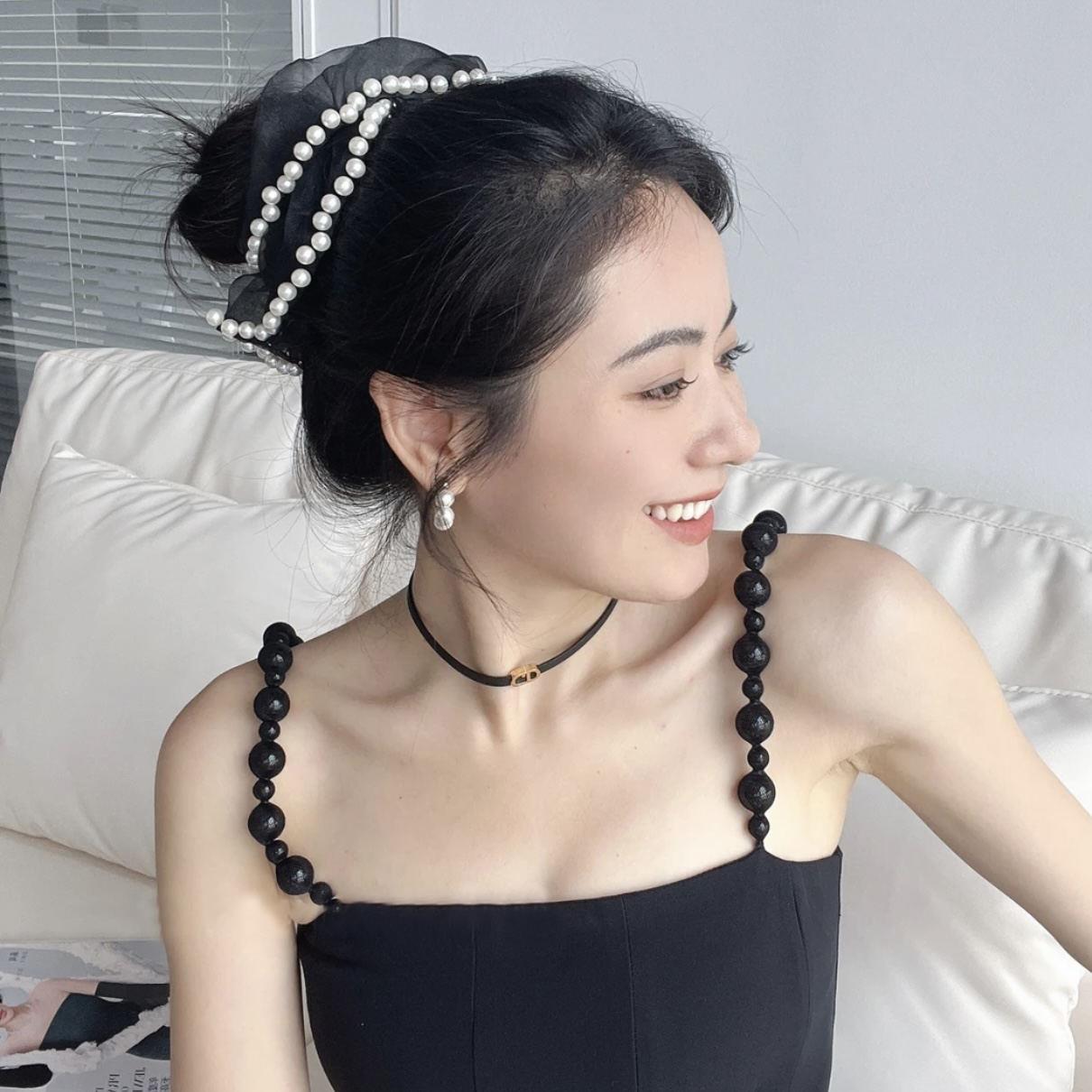 Anillo de cabello de alto grado de perla de estilo Hepburn estilo famoso temperamento anillo de cabello de 2024 nuevo cabello de correa de correa