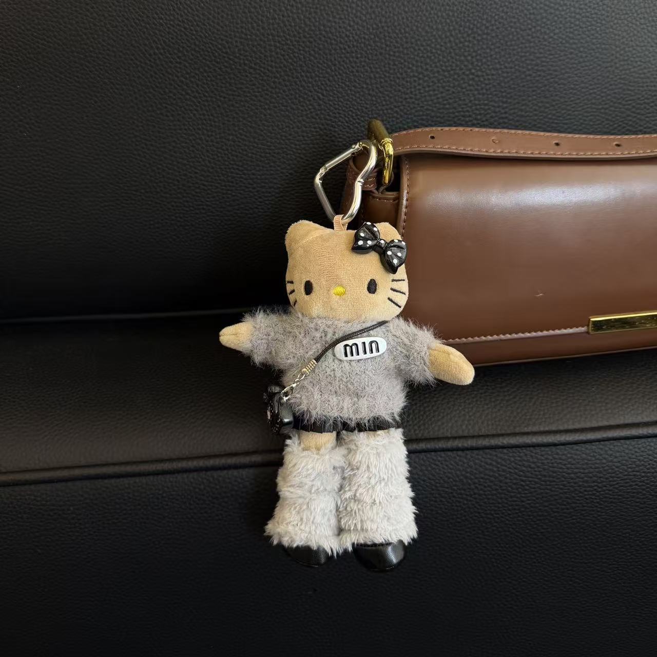 新品可爱いロングレギンスキティぬいぐるみスカートきせかえ人形ドレスins风人形饰りリュックサックキーホルダー