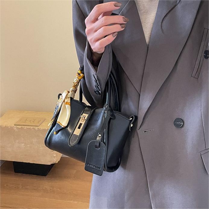 De alta calidad retro Maillard bolso de las mujeres 2023 nueva moda del todo-fósforo cubo bolsa de hombro de estilo coreano