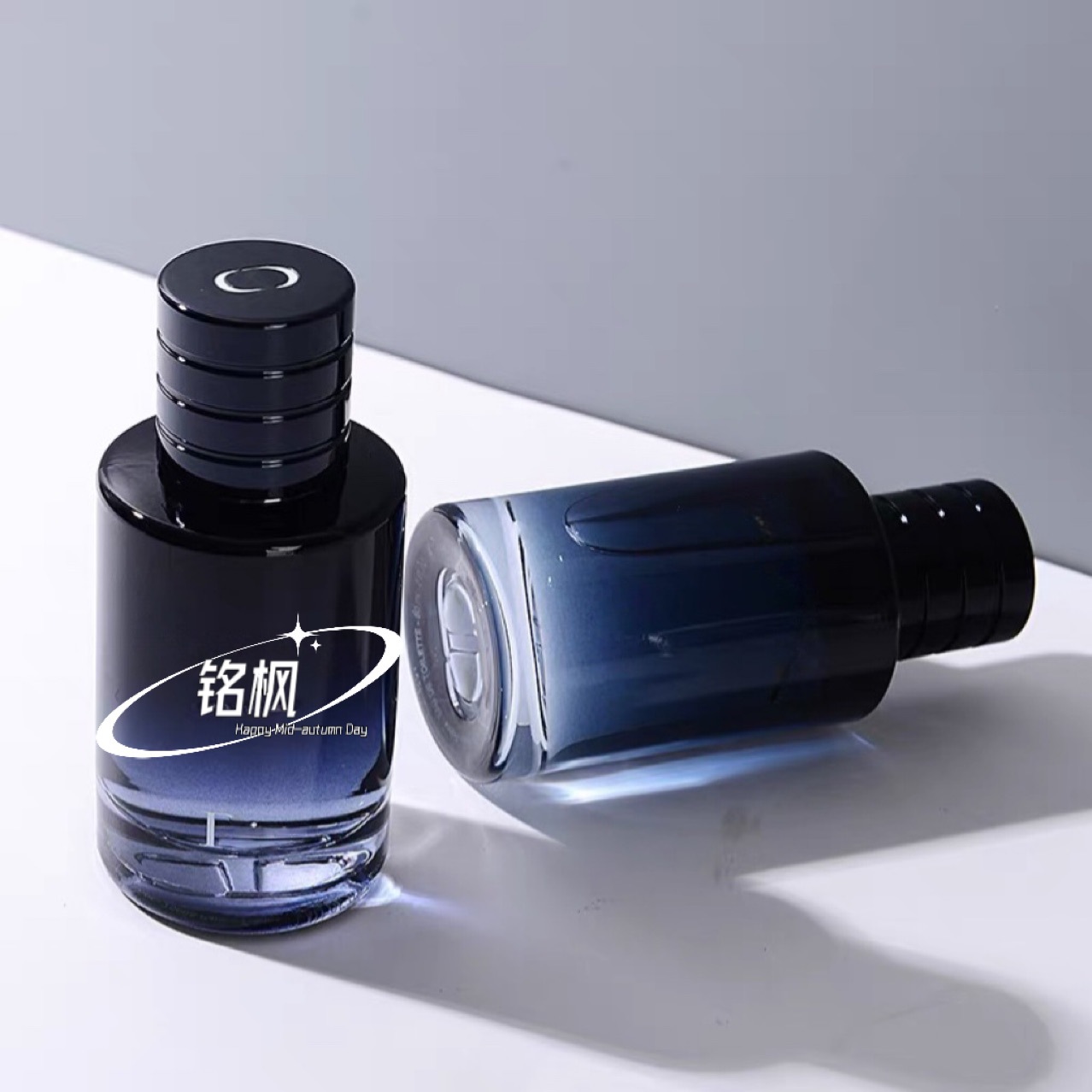 香水喷雾瓶批发乳液玻璃卡片透明香水液体酒精瓶喷涂产品空瓶