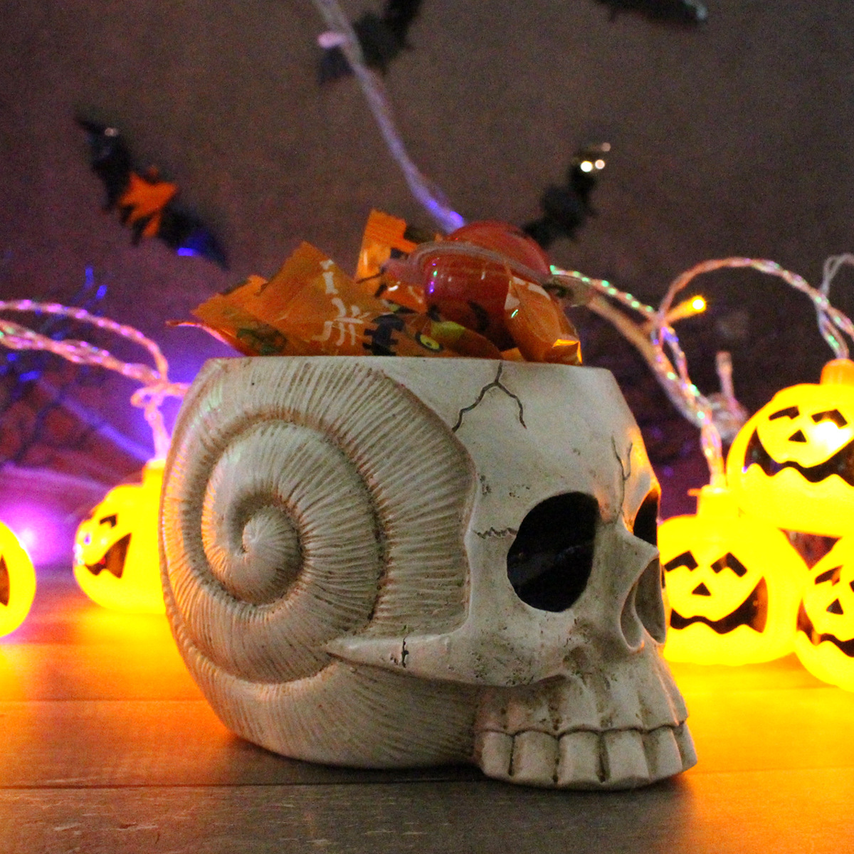 Halloween Resin Flower Pot Simulation Succulent Plant Flower Pot Horror Skull Ghost Festival Potted Plant Decoration Candy Bowl Now