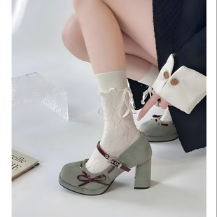 С����ʽ��Ů�ֵ׬�����ЬŮ�����r�������Lһ�֎��\�چ�Ь�߸�Ь