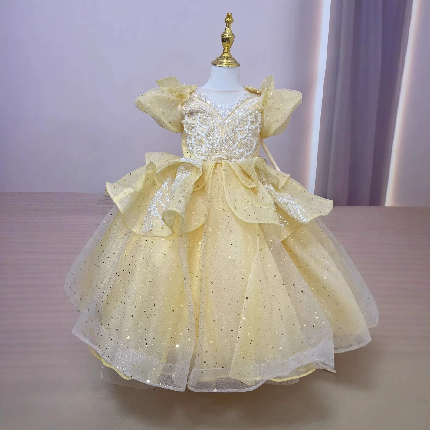 Green small princess costume, children's wedding dress, piano performance costume, new collection